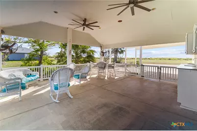 316 Marshall Johnson Avenue, Port Lavaca, TX 77979 - Photo 4