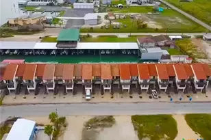 458 S 15th St, Port O'Connor, TX 77982 - Photo 12