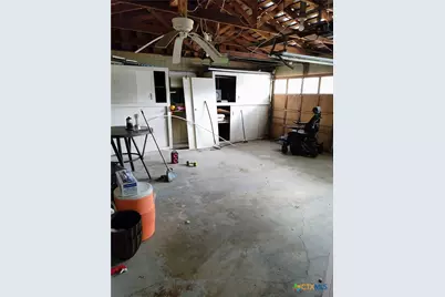 2406 Bon Aire Avenue, Victoria, TX 77901 - Photo 32