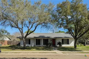 2406 Bon Aire Ave, Victoria, TX 77901 - Photo 1
