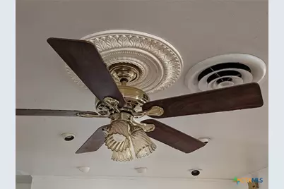 2406 Bon Aire Avenue, Victoria, TX 77901 - Photo 12