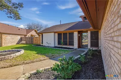 308 Alamogordo Drive, Victoria, TX 77904 - Photo 2