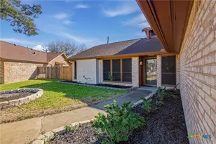 308 Alamogordo Dr, Victoria, TX 77904 - Photo 2