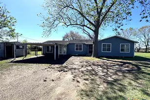 471 Old Goliad Rd, Victoria, TX 77905 - Photo 1