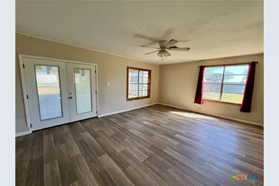 471 Old Goliad Road, Victoria, TX 77905 - Photo 6