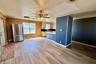 471 Old Goliad Rd, Victoria, TX 77905 - Photo 2