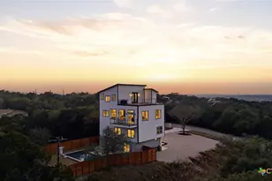 3140 Westview Dr, Canyon Lake, TX 78133 - Photo 1