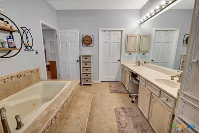 508 Masters Drive, Victoria, TX 77904 - Photo 30