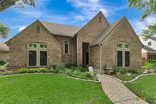 508 Masters Dr, Victoria, TX 77904 - Photo 2