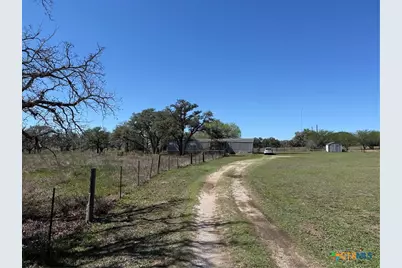 776 Fm 237, Victoria, TX 77905 - Photo 20