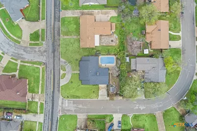 901 S Roy Reynolds Drive, Harker Heights, TX 76548 - Photo 2