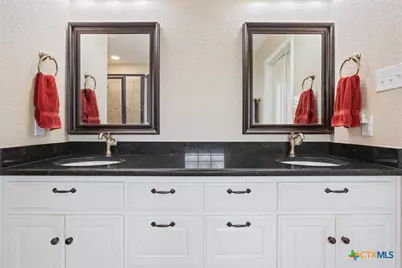 7511 N Lakeview Drive, Salado, TX 76571 - Photo 24