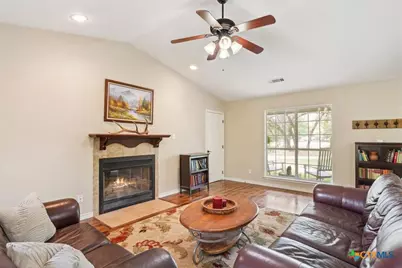 7511 N Lakeview Drive, Salado, TX 76571 - Photo 12