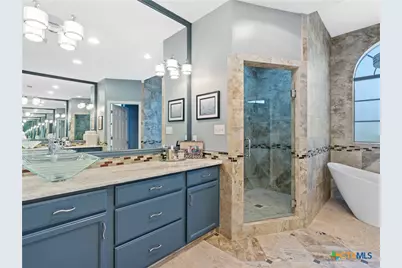 110 Kingsbury, Canyon Lake, TX 78133 - Photo 18