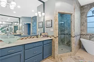 110 Kingsbury, Canyon Lake, TX 78133 - Photo 18