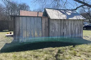 503 N Race St, Lampasas, TX 76550 - Photo 10