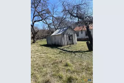 503 N Race Street, Lampasas, TX 76550 - Photo 1