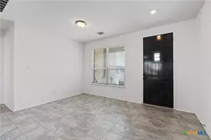 204 Benmyrtle Trl, Georgetown, TX 78626 - Photo 4