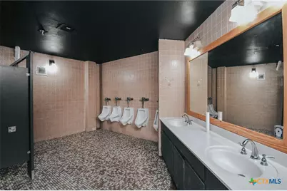 4106 Houston Highway, Victoria, TX 77901 - Photo 24