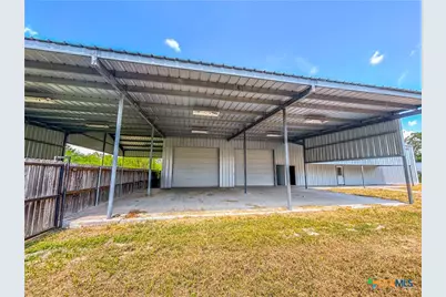 90 Honey Drive, Victoria, TX 77904 - Photo 8