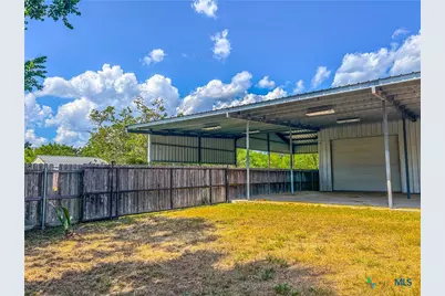 90 Honey Drive, Victoria, TX 77904 - Photo 6