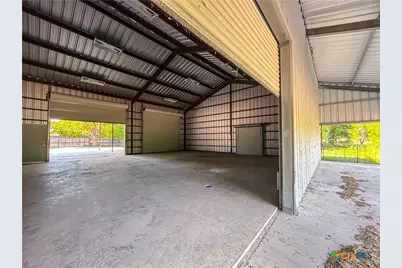 90 Honey Drive, Victoria, TX 77904 - Photo 24