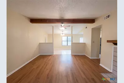 908 Hackberry Street, Copperas Cove, TX 76522 - Photo 8