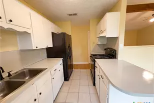 908 Hackberry St, Copperas Cove, TX 76522 - Photo 2