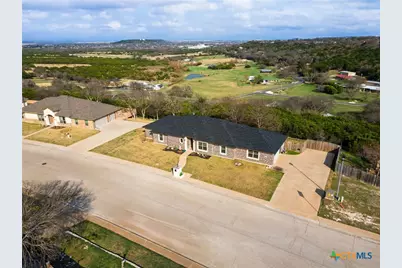 522 Skyline Drive, Copperas Cove, TX 76522 - Photo 2