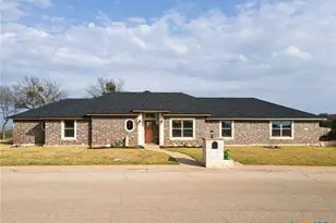 522 Skyline Dr, Copperas Cove, TX 76522 - Photo 1