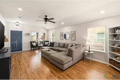 911 Karah, New Braunfels, TX 78130 - Photo 8