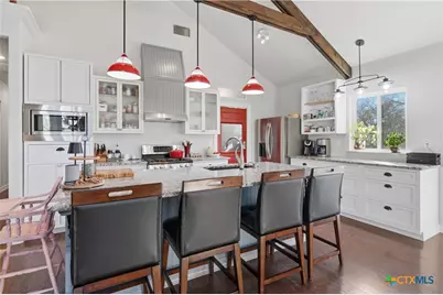 121 Lakeside Drive, Seguin, TX 78155 - Photo 8