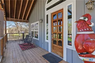 121 Lakeside Dr, Seguin, TX 78155 - Photo 4