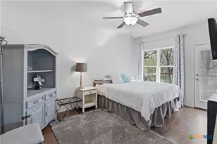 121 Lakeside Dr, Seguin, TX 78155 - Photo 26