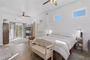 121 Lakeside Dr, Seguin, TX 78155 - Photo 36