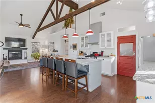 121 Lakeside Dr, Seguin, TX 78155 - Photo 6