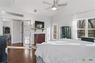 121 Lakeside Dr, Seguin, TX 78155 - Photo 20