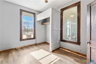 119 County Rd 3007, Lott, TX 76656 - Photo 14