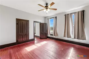 119 County Rd 3007, Lott, TX 76656 - Photo 12