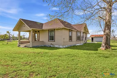 119 County Road 3007, Lott, TX 76656 - Photo 2
