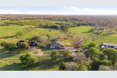 911 W Constitution Street, Victoria, TX 77901 - Photo 42