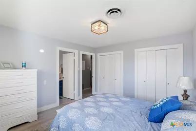 911 W Constitution Street, Victoria, TX 77901 - Photo 24