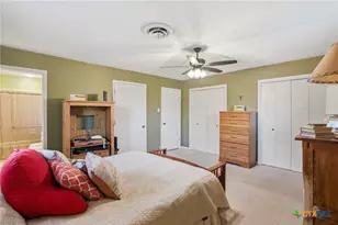 911 W Constitution St, Victoria, TX 77901 - Photo 30