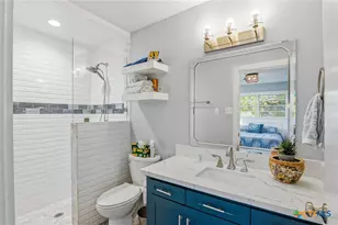 911 W Constitution St, Victoria, TX 77901 - Photo 26