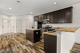 1005 Tripp Ln, New Braunfels, TX 78130 - Photo 6