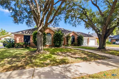 204 Windy Way Drive, Victoria, TX 77904 - Photo 4