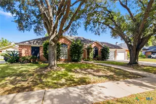 204 Windy Way Dr, Victoria, TX 77904 - Photo 4