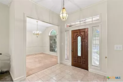 204 Windy Way Drive, Victoria, TX 77904 - Photo 8