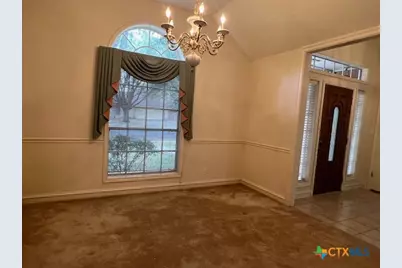 204 Windy Way Drive, Victoria, TX 77904 - Photo 6