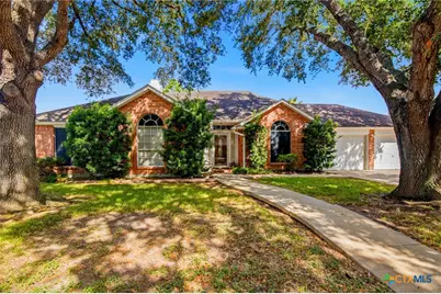 204 Windy Way Drive, Victoria, TX 77904 - Photo 2